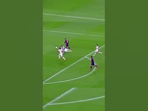 Messi made Boateng to death.. 💀🥇 - YouTube