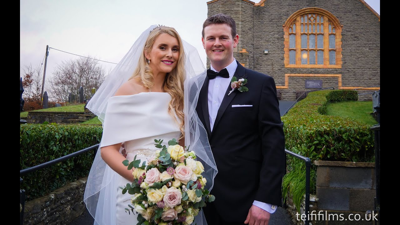 Priodas Natalie a Jonathan (fersiwn byr)