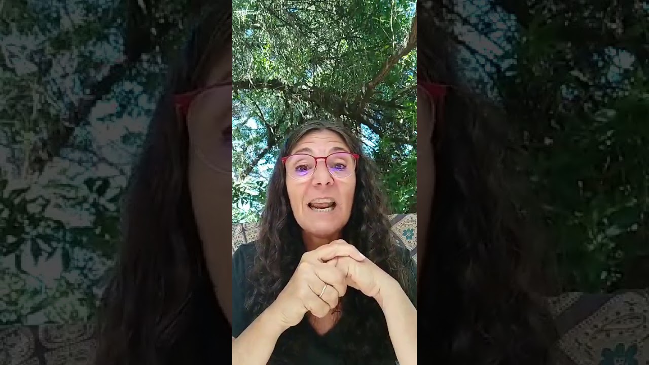 DESPEDIMOS EL 2020  HACIENDO un señalador de libro bordado.