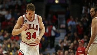 Mike Dunleavy Jr Leaves it All on the Court