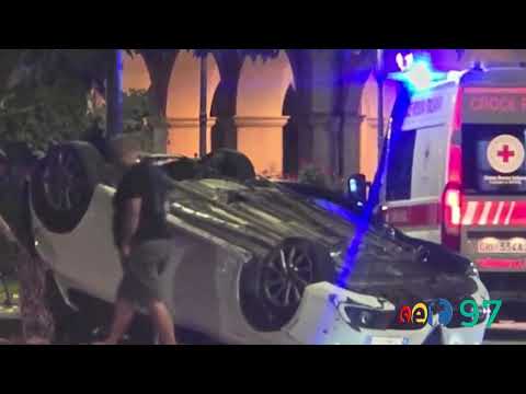 Video Incidente a Sassano, Lancia Y sbanda e finisce contro un muro: muore giovane di 24 anni