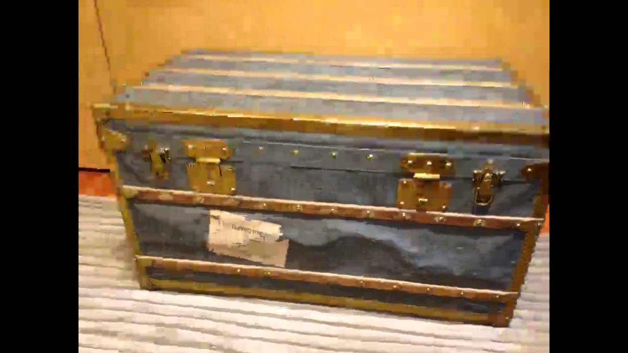 Vintage Louis Vuitton Trunk from the late 1800s in Louis Vuitton