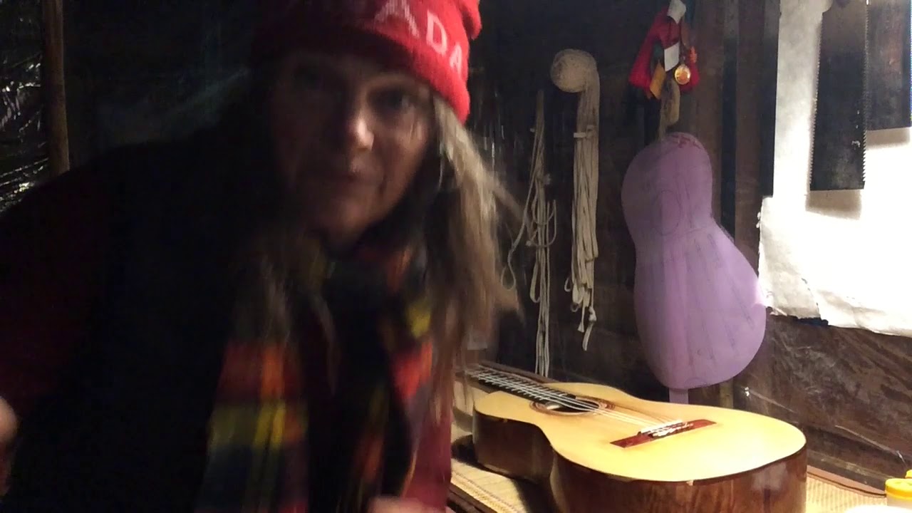 putting a new saddle in a flamenco/classical guitar bridge