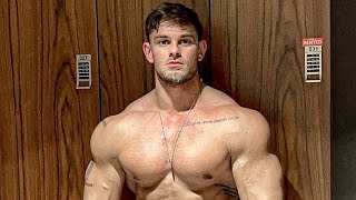 TOBY RICHARDS | Huge Male Bodybuilder With Impressive Physique
