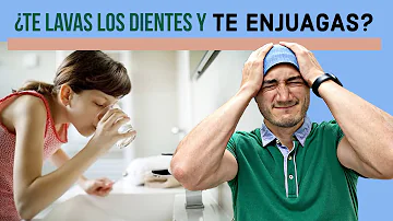 ¿Por qué tengo una sustancia blanca en la boca después de cepillarme los dientes?