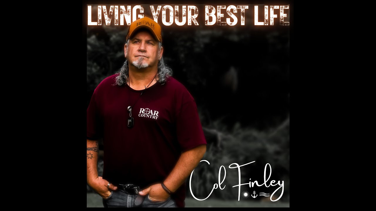 Col Finley shares A Moment with Tracy & the Big D on Fraser Coast Fm, April 2023