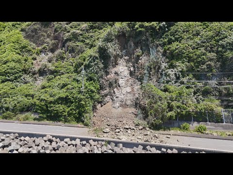 The national highway leading to Nomozaki is completely closed due