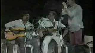 Video thumbnail of "Pablo Milanes y Silvio Rodriguez - Yolanda (En Vivo)"