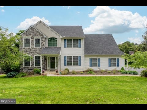 761 Barrholly Drive, Lancaster, PA home video tour