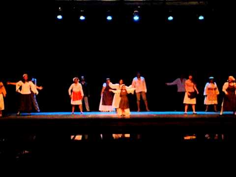 CREA Movimiento Cultural Dracula el Musical, Novie...