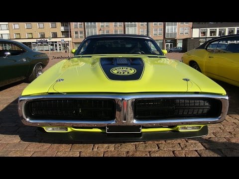 1971 Dodge Super Bee 440 Six Pack - V8 and exhaust sound!