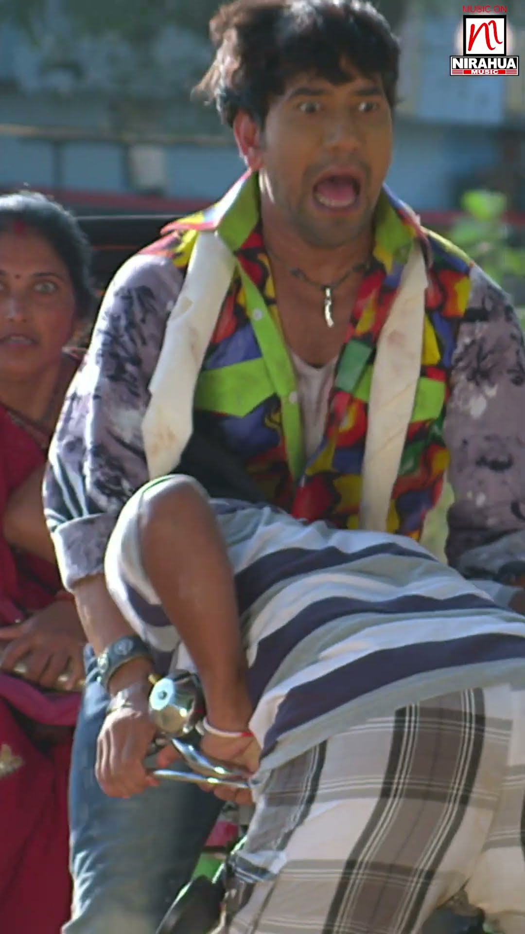 Sahi Se Riksha Chalawa Na T Jhadu Se Marab | #bhojpuri #shortsfeed #shortvideo #shorts #nirahua
