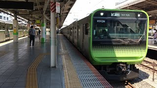 E235系0番台トウ17編成ATO試運転警笛を鳴らして池袋駅発車