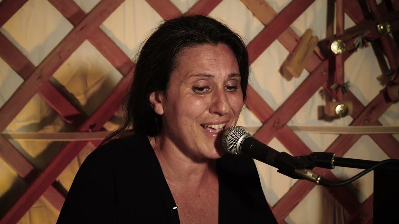 I SERVI E GLI SCHIAVI - HOMO VIVO - VALERIA CIMÒ