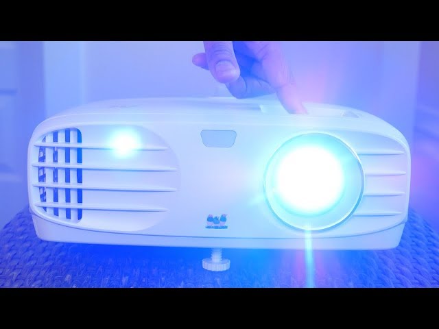 A 4K Projector Worth Checking Out! - YouTube