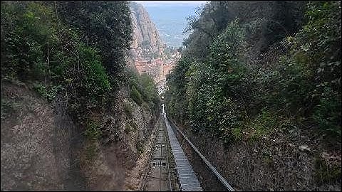 Sant Joan cable car #lovespain #lovetravel #holidays #justdoit #dji