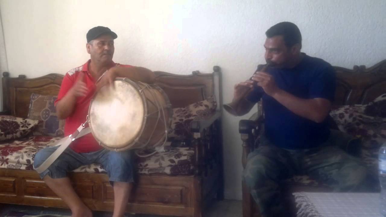 akwa 3azfin fi tounes swayah w jihed by Adli sghaier