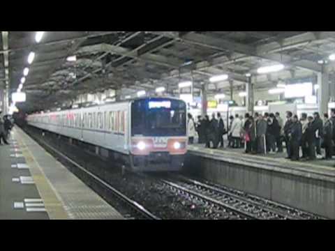 2010-04-07 東武 春の全国交通安全運動 ヘッドマーク 列車（TJライナー）