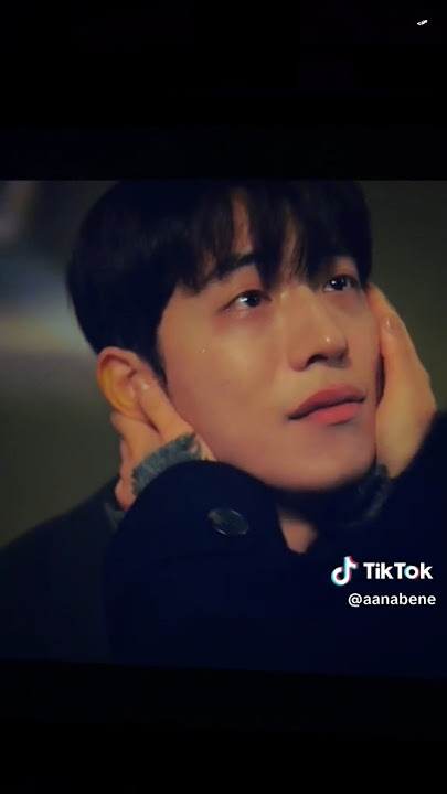 Baek Yi Jin cried in Na Hee Do's arms - #TwentyFiveTwentyOne #kdrama #NamJooHyuk #KimTaeRi #Shorts