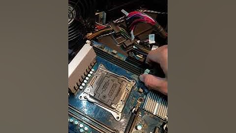ALIENWARE AREA 51 Motherboard slides out