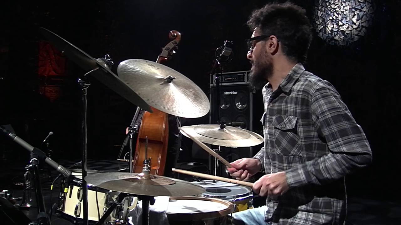 Watch Ludere | Caqui (Bruno Barbosa) | Instrumental Sesc Brasil on YouTube Watch Ludere | Caqui (Bruno Barbosa) | Instrumental Sesc Brasil on YouTube