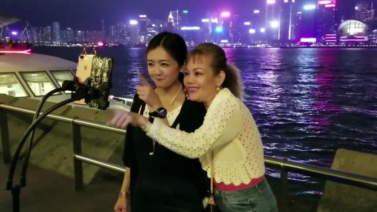 Kit姐(中國: 快手) 被稱為*旺角容祖兒*～20/04/2018～💃🏻維港燦爛夜景尖沙咀海旁～菜街舞后*Kit姐* 到訪 快手美女