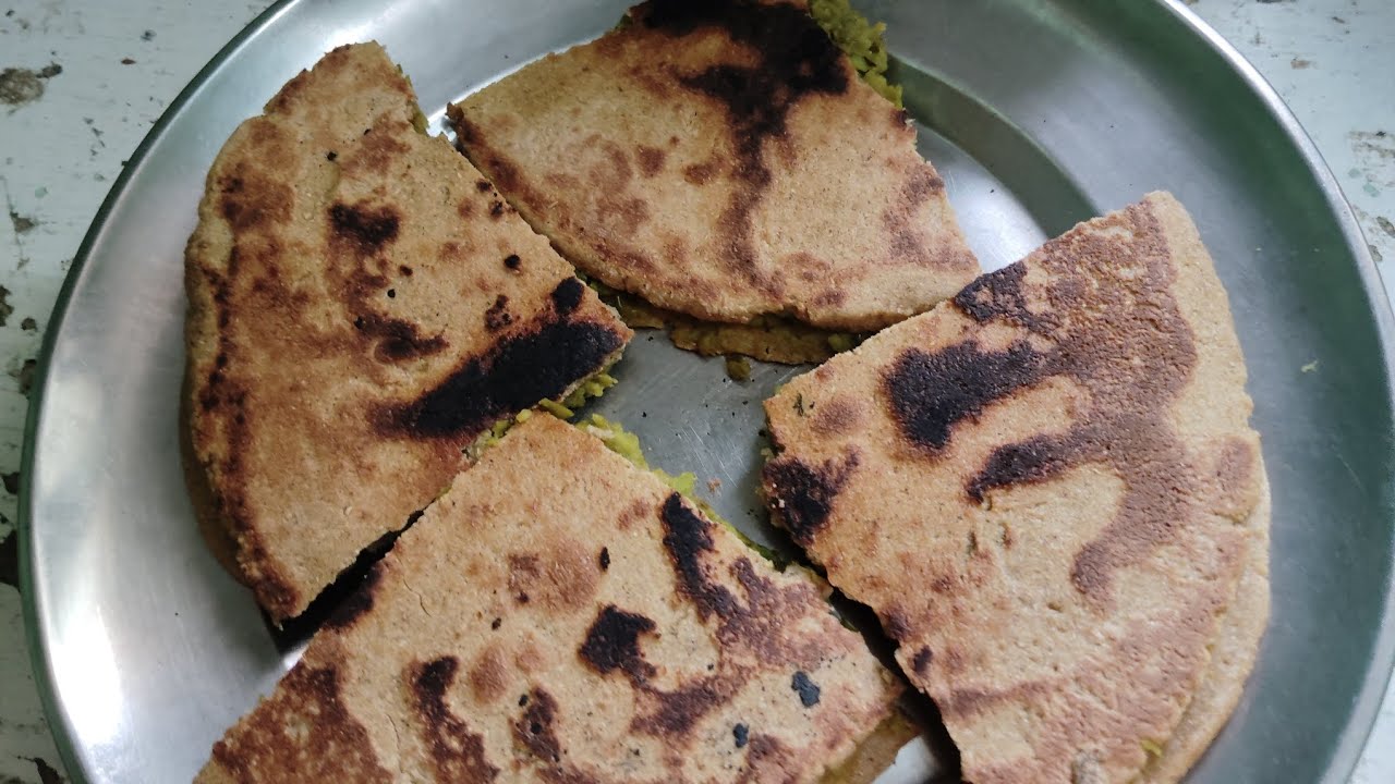 Makke ke Aate se banaa matar ka bharwa litti#recipe #easyrecipe #cooking #indianrecipe #tastyindia #