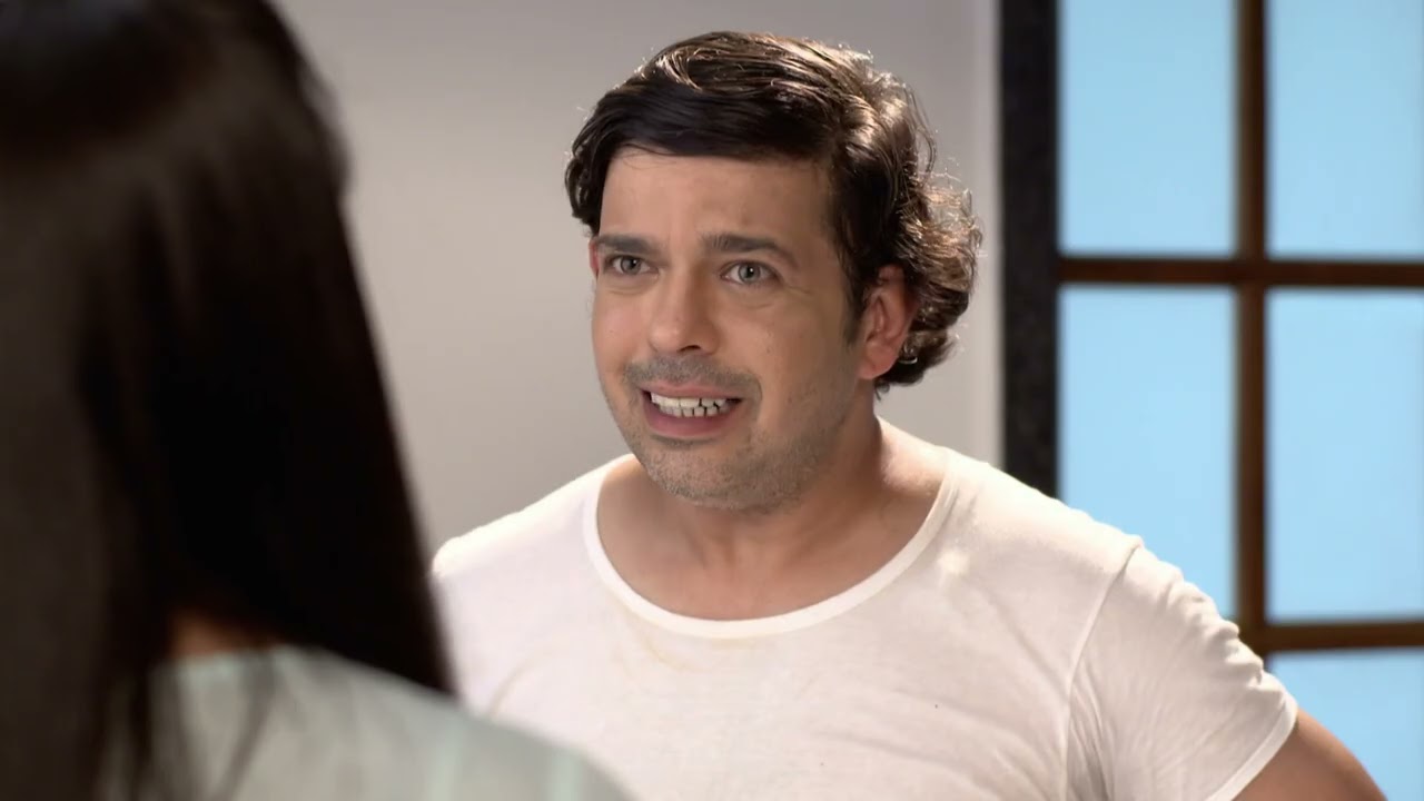 Aggabai Sunbai - Ep 44 - Girish Oak - Marathi Tv Serial - Zee5 Marathi Classics