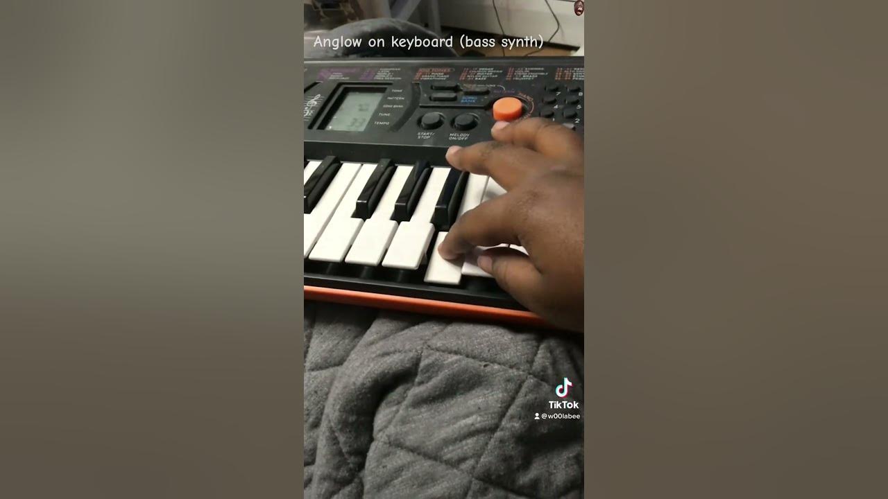 Anglow on keyboard - YouTube