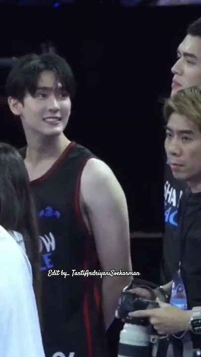 Gawin and his bodyguards #jossgawin #josswayar #gawincaskey #reels