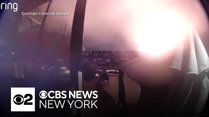 Small medical plane crashes in Philadelphia neighborhood | Team coverage