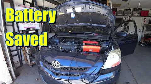 How to save and REVIVE, old and very DEAD car Battery, ZERO VOLT how to CHARGE it from DEAD