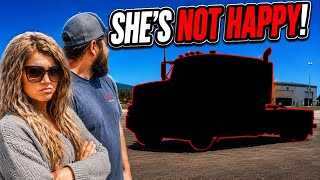 He Bought This Peterbilt Sight Unseen..Now we’re Broke Down 1000 Miles Away!!