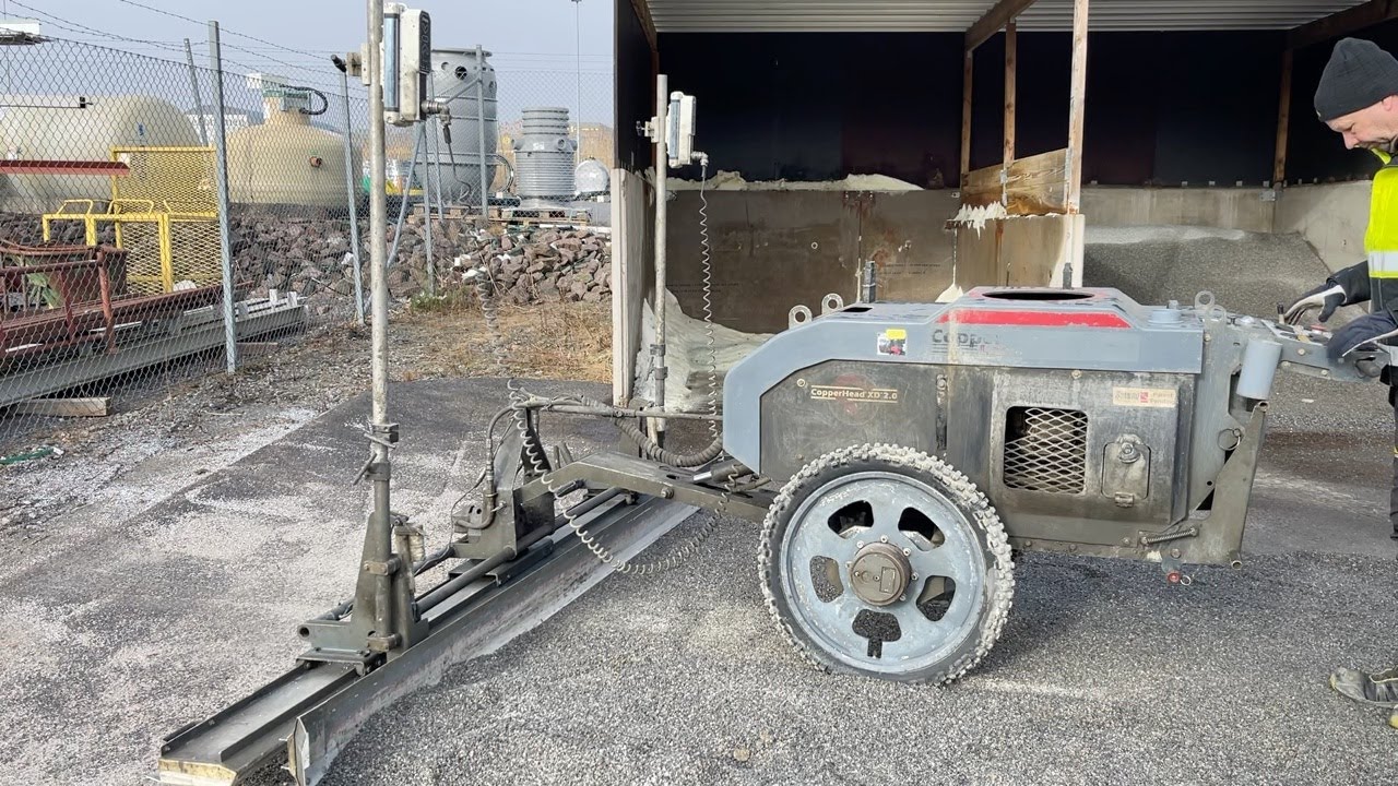 Köp Betongutläggare Somero Copper Head XD Laser Screed XD2.0 med