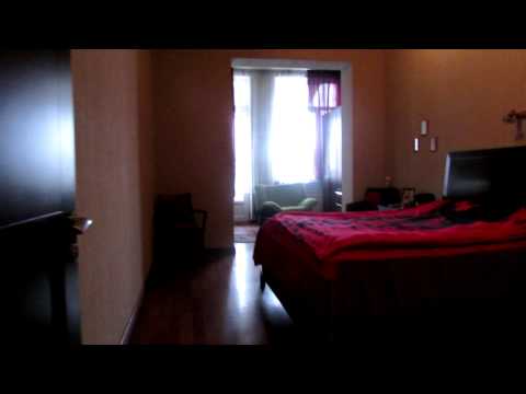 იყიდება 4 ოთახიანი ბინა