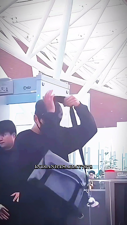 JIMIN And JUNGKOOK SPOTTED IN AIRPORT | Jungkook Airport Cute Moments || JIMIN Jungkook Cute Moments