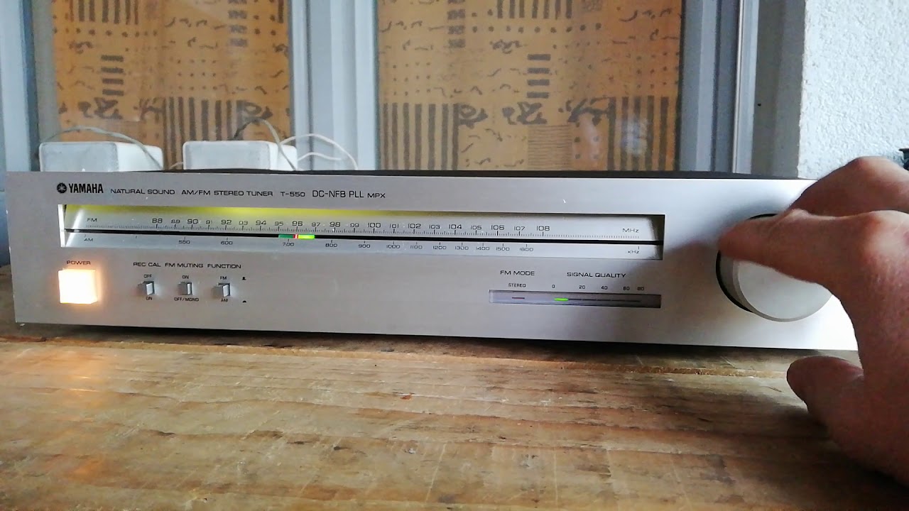 TUNER YAMAHA T-550 - YouTube