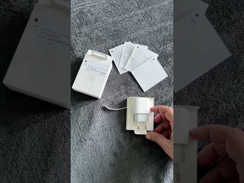 🍏Apple USB-c Charging adapter 20w #apple #iphone #chargeradapter #usbcharging #unboxing #tech 🍀
