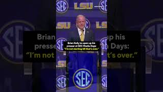 Brian Kelly wasn’t starting his presser until the band stop playing #shorts #lsu Wealth