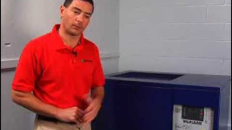 Rotary Screw Air Compressors from your air center - CompressorWorld.com (RVK Introduction)