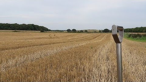 METAL DETECTING A HARD STUBBLE FIELD WITH PAUL & MARK USING THE GOLDEN MASK PRO 4WD & THE MINELAB EX