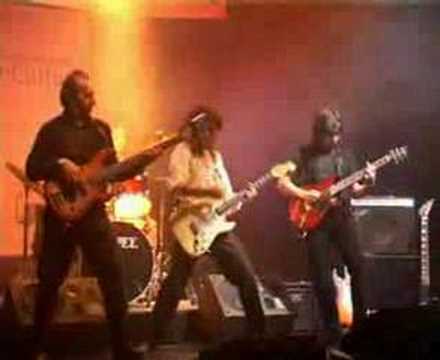 Watch the video for Frente ar espej0..