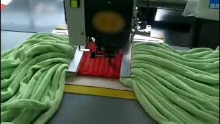 YY-2025 COMPUTERIZED PROGRAMMABLE PATTERN SEWING MACHINE FOR MOPS 1