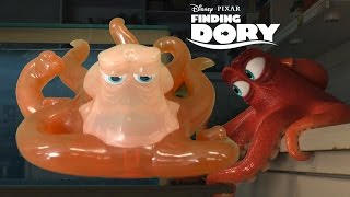 Finding Dory Change and Chat Hank from Bandai