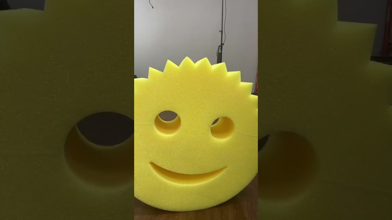 Smooth cleaning vibes with the favorite sponge 