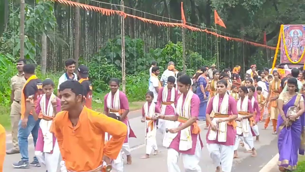 35 ರ ಸಂಭ್ರಮ ಸಜೀಪ ಮೊಸರು ಕುಡಿಕೆ ಉತ್ಸವ 2025