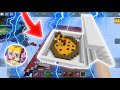 BUILDING a LARGE PIZZA in Bedwars!! 😏😱 (Blockman GO Blocky Mods)