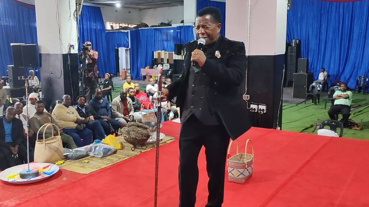 Bayaphiliswa abantu Enqabeni Ministries ngogcobo luka DrX  umfana ufike elwa engafuni kwakubanjwa