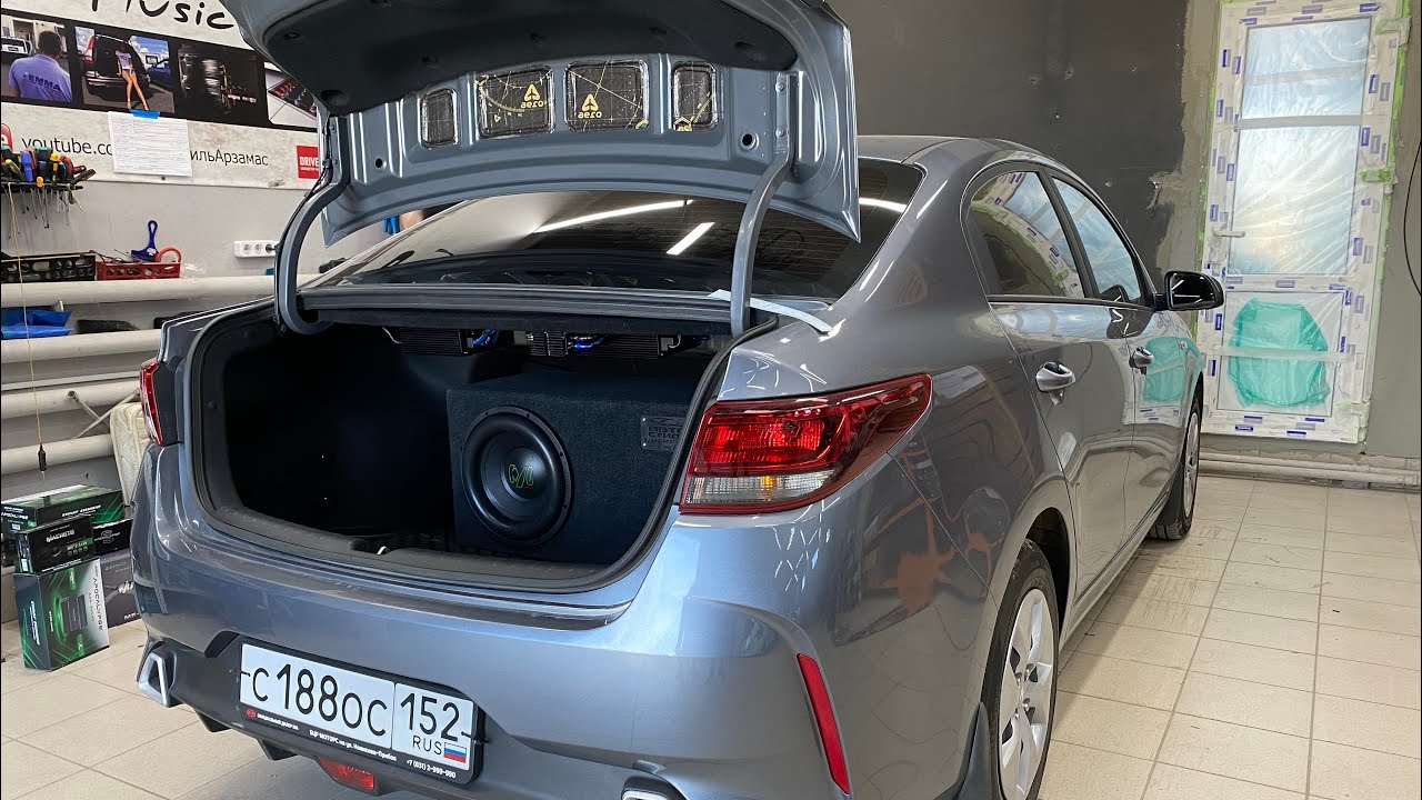 Аудиосистема в Киа Рио. Усилители на полку, сабвуфер в багажник, замена ...