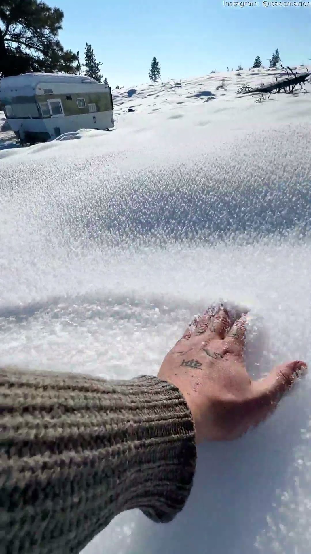 Satisfying Snow || ViralHog